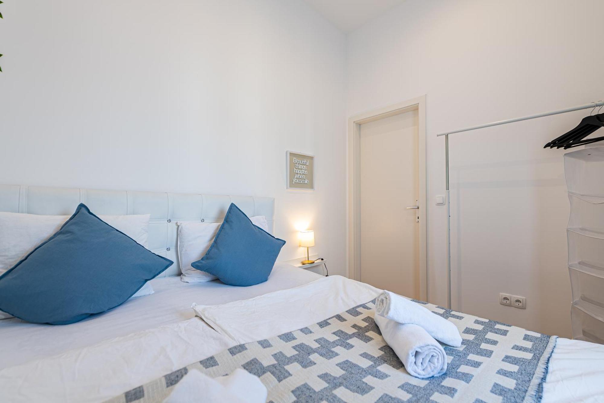 Apartment With Balcony Near Augarten Viena Exterior foto